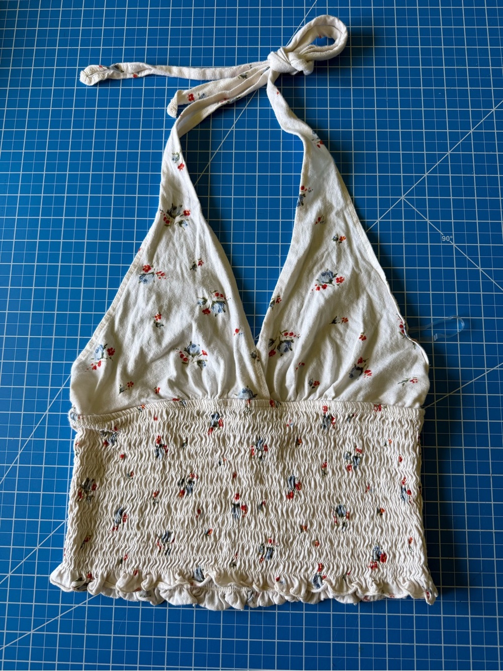 American Eagle Outfitters Cream Textured Top with Navy Label Medium